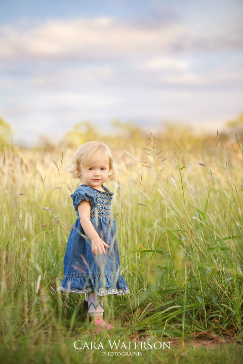 girl with blonde curls