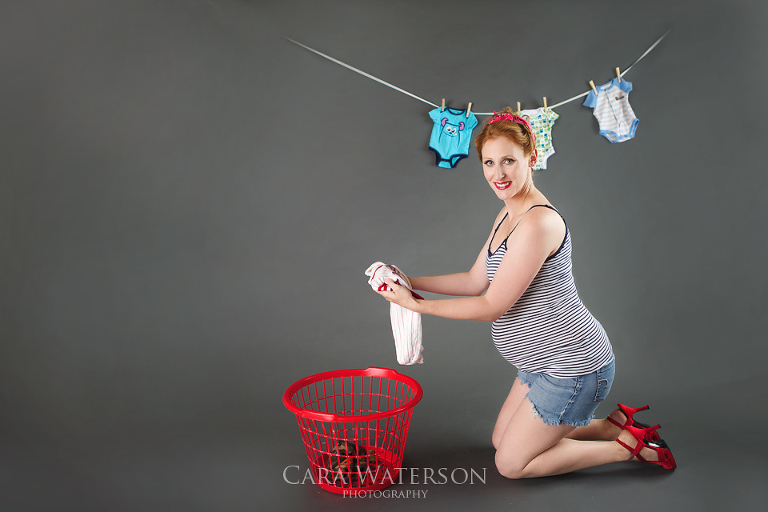 pinup maternity hanging laundry
