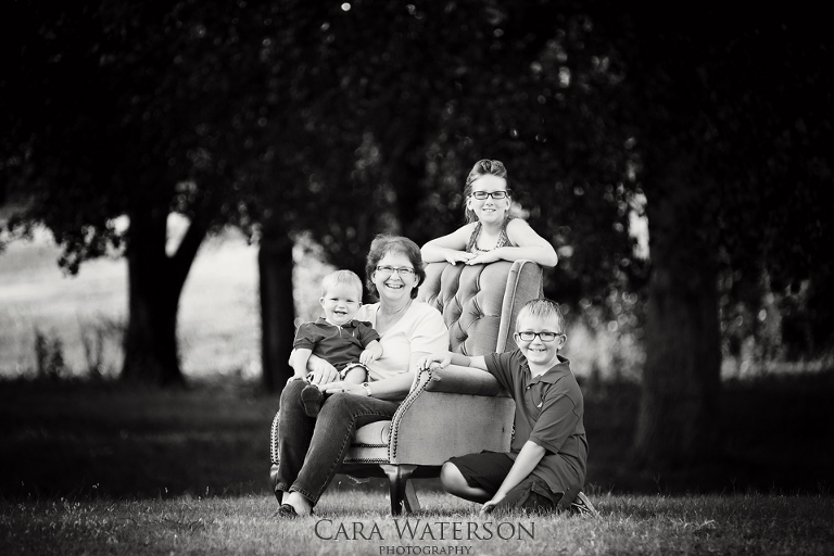 gran and grandchildren black and white